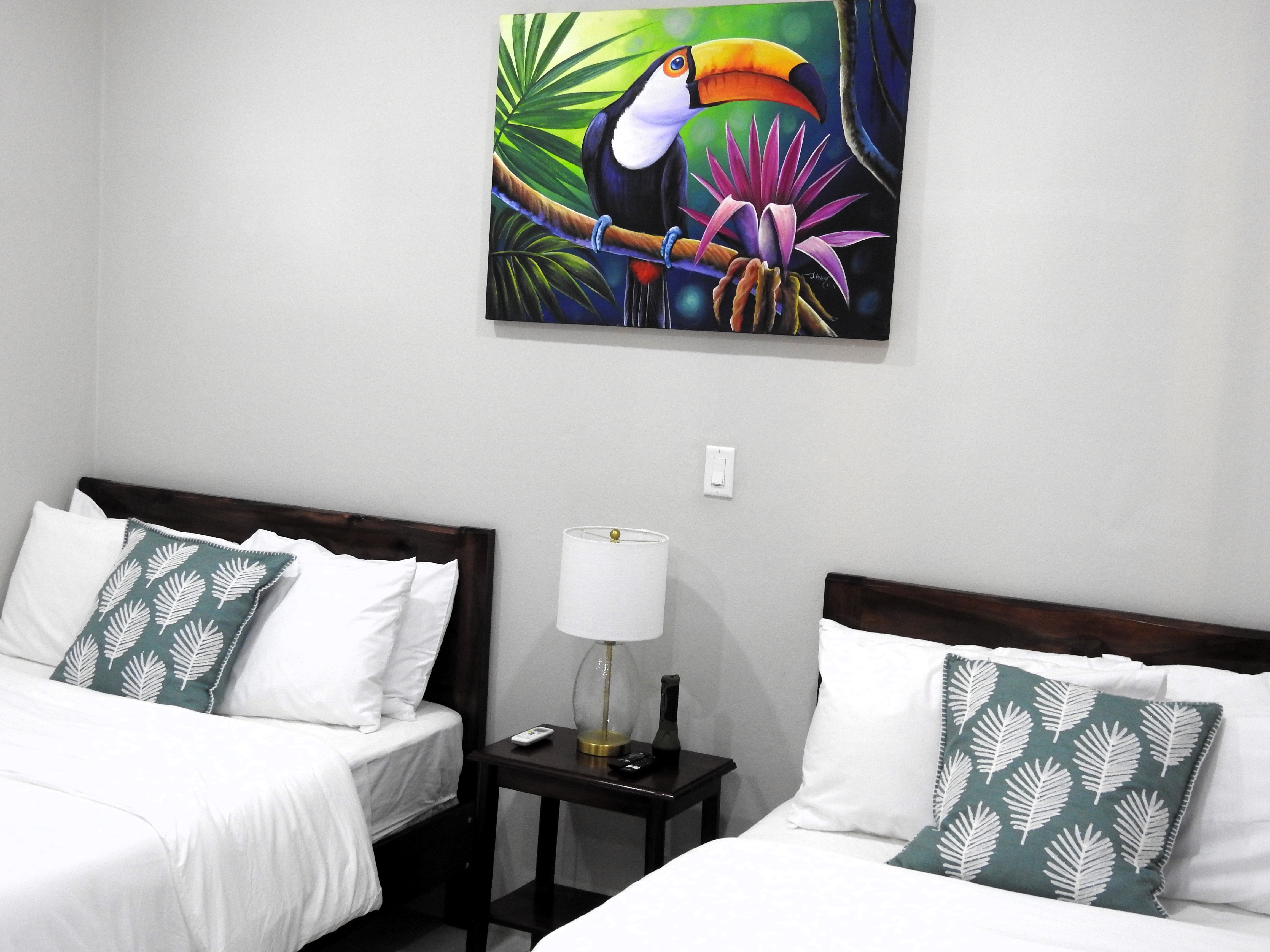 Deluxe king room interior