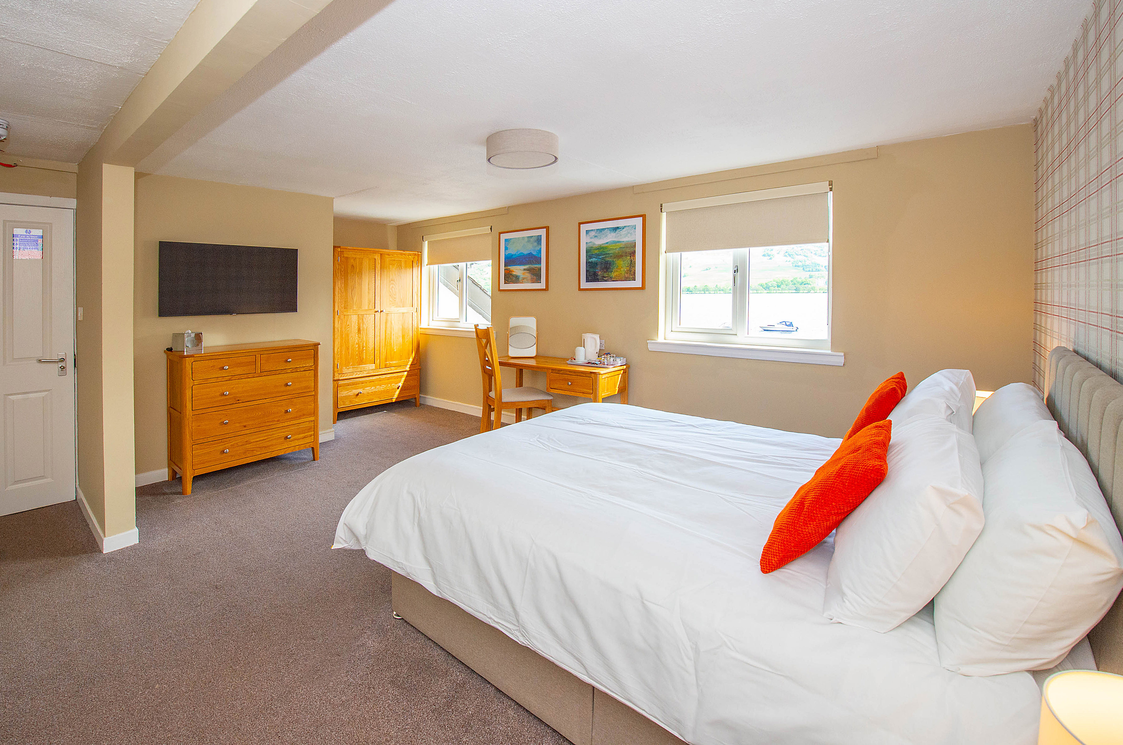 Double Room (Loch View)