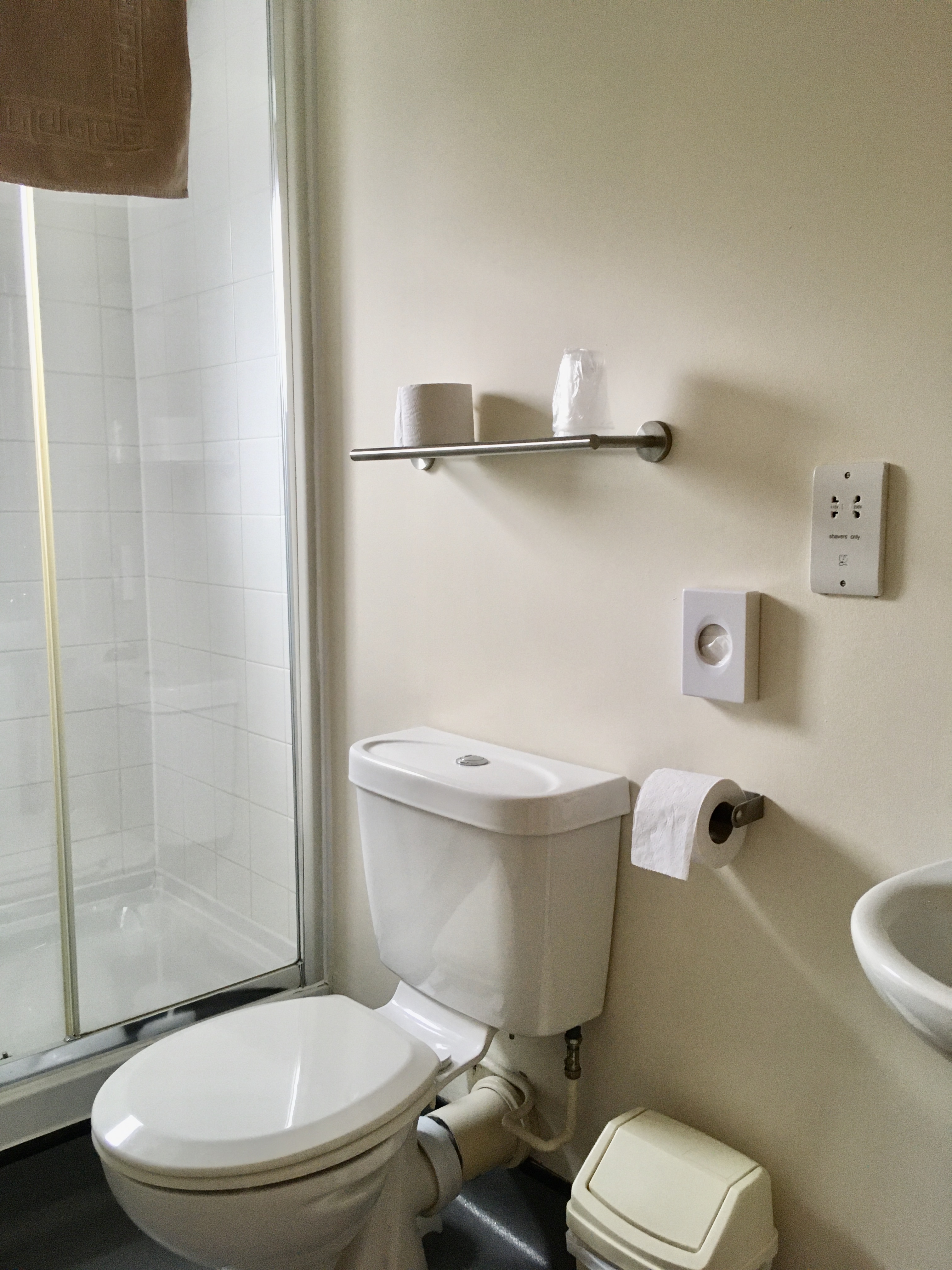 Refundable (Twin Room)