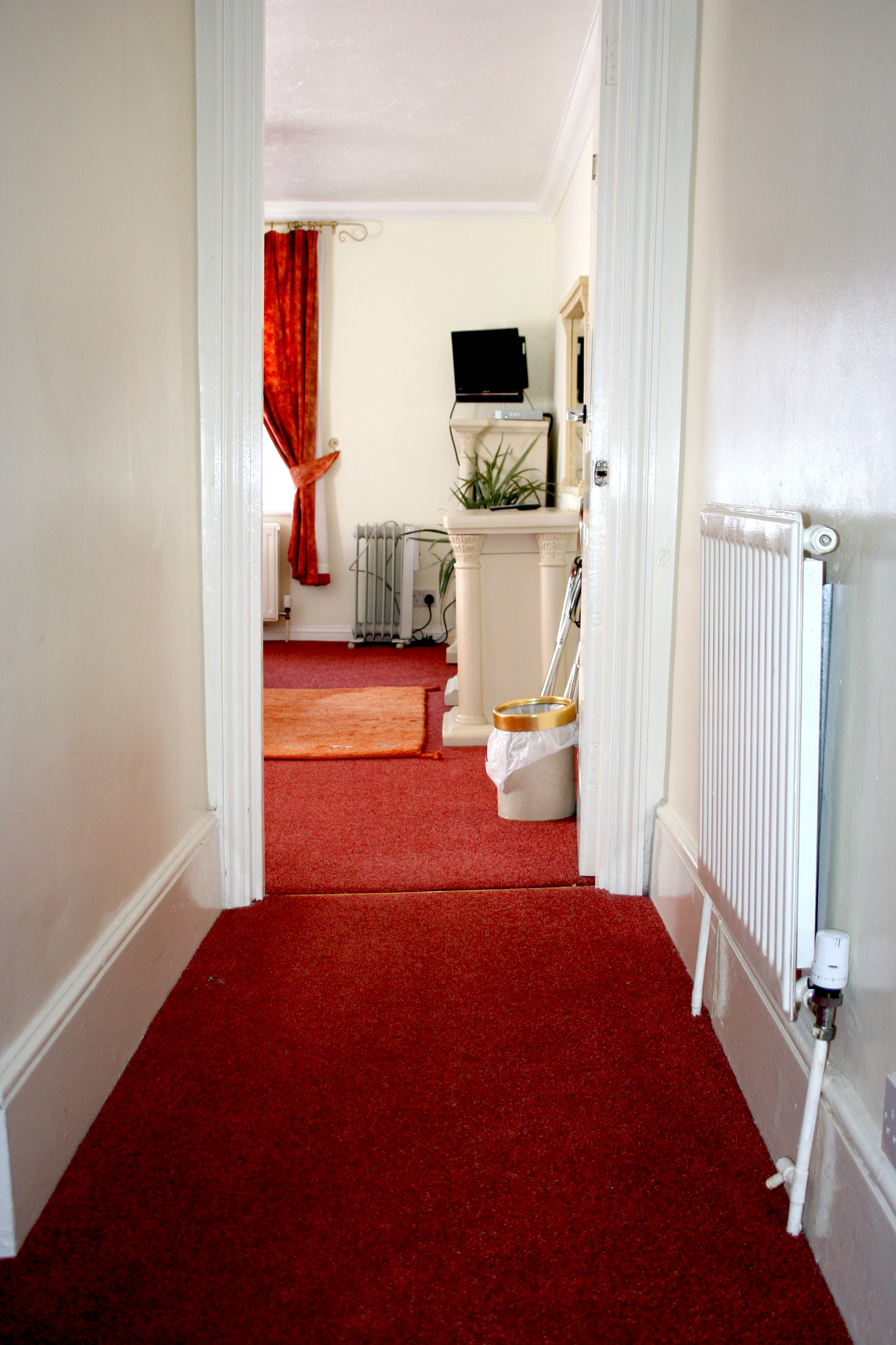 2-Bedroom Apartment - Breakfast & Parking