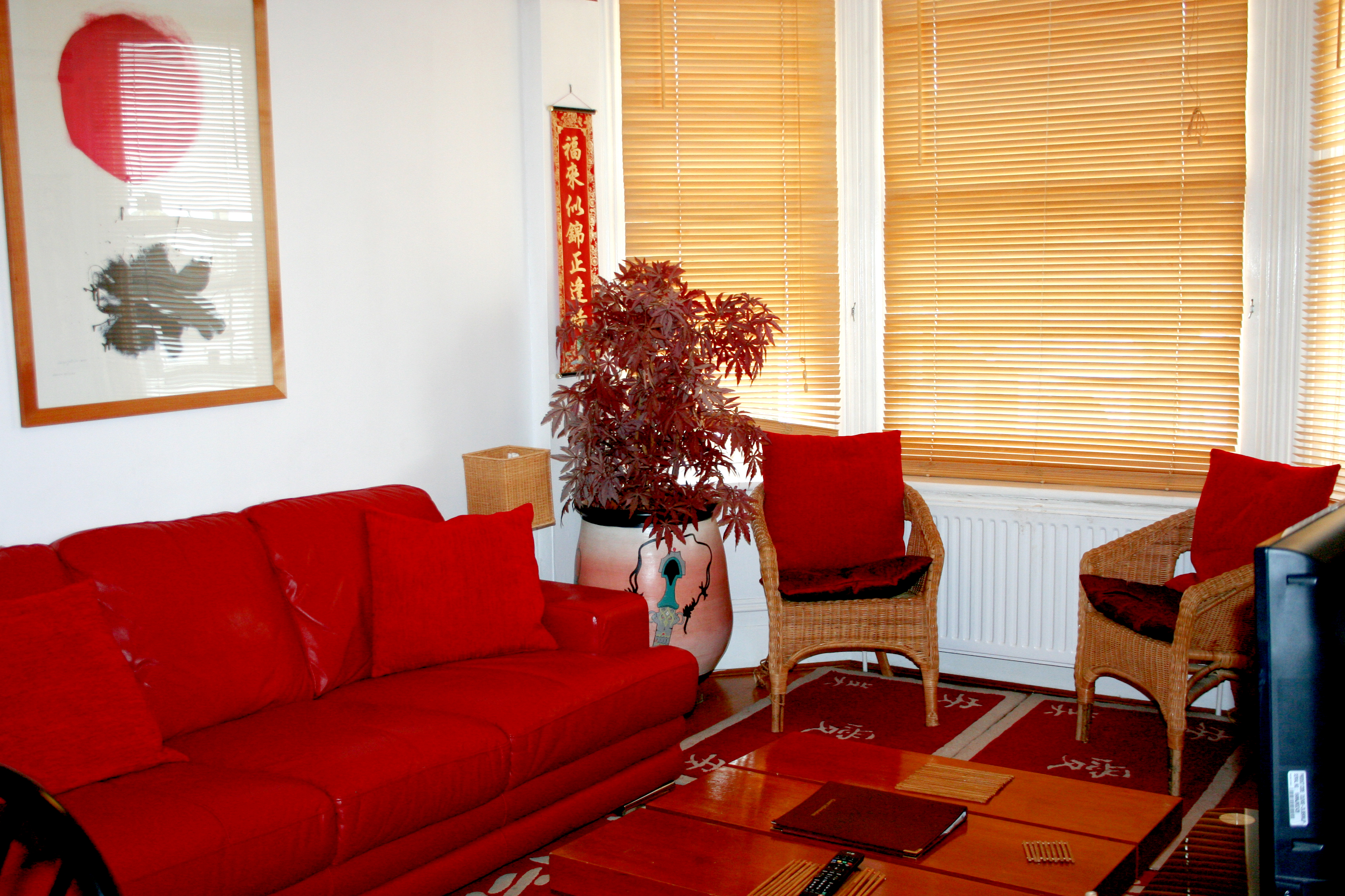 2-Bedroom Apartment - Breakfast & Parking