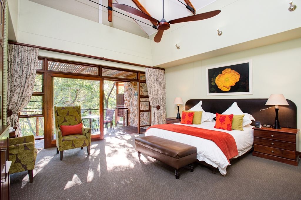 Guest Room Forest Facing, Loft, image 1