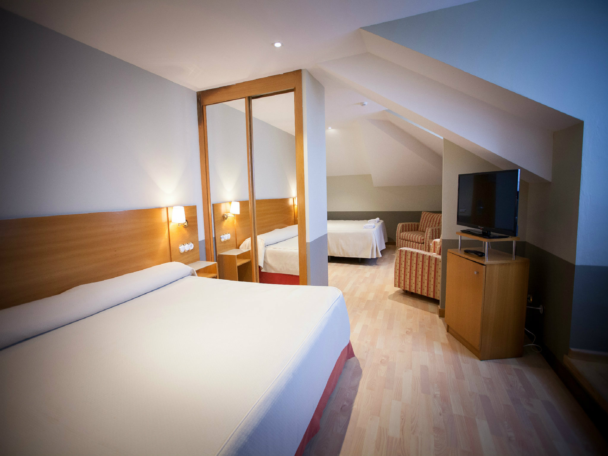 Familiar (4 personas) AD