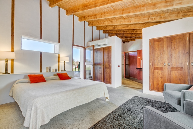 PROMOTION Accommodation & Breakfast (JSS25)