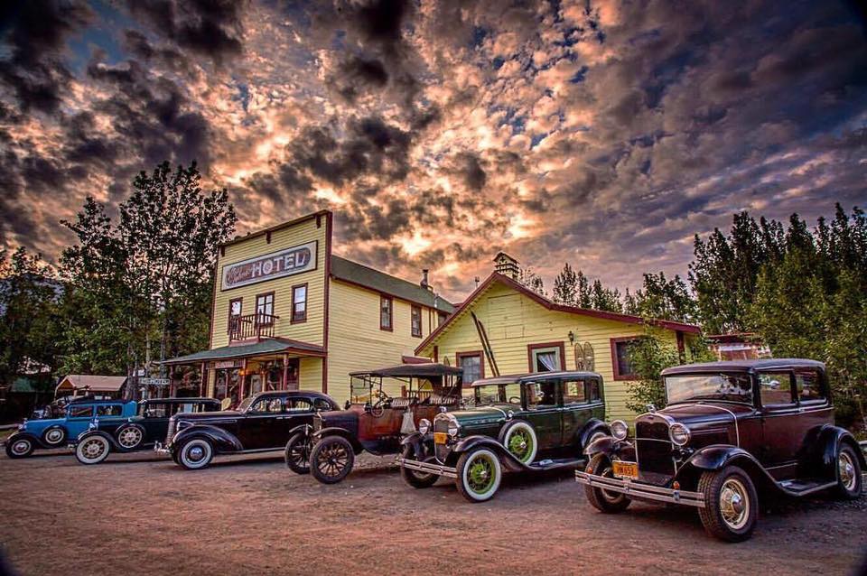 Ma Johnson's (Family of 3 or 4) Historical Hotel