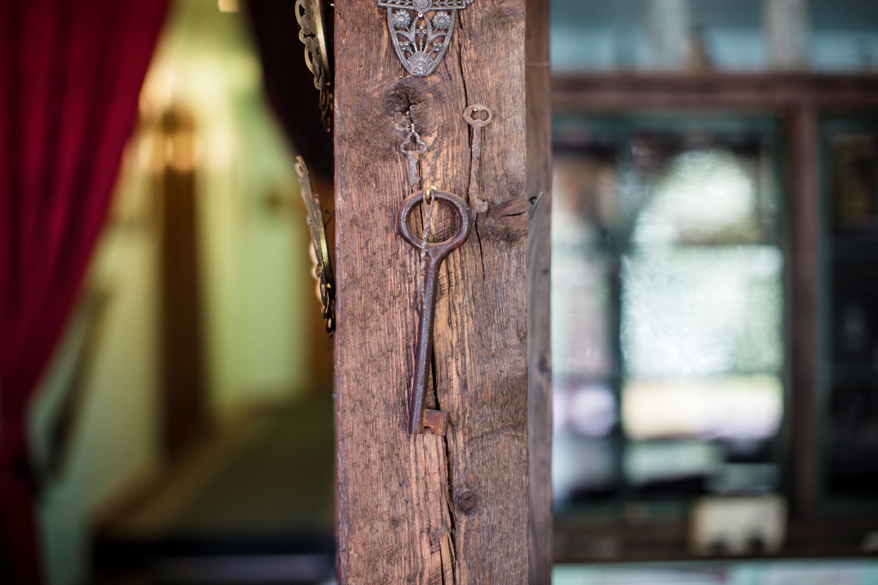 Ma Johnson's 2 single beds, sink Historical Hotel