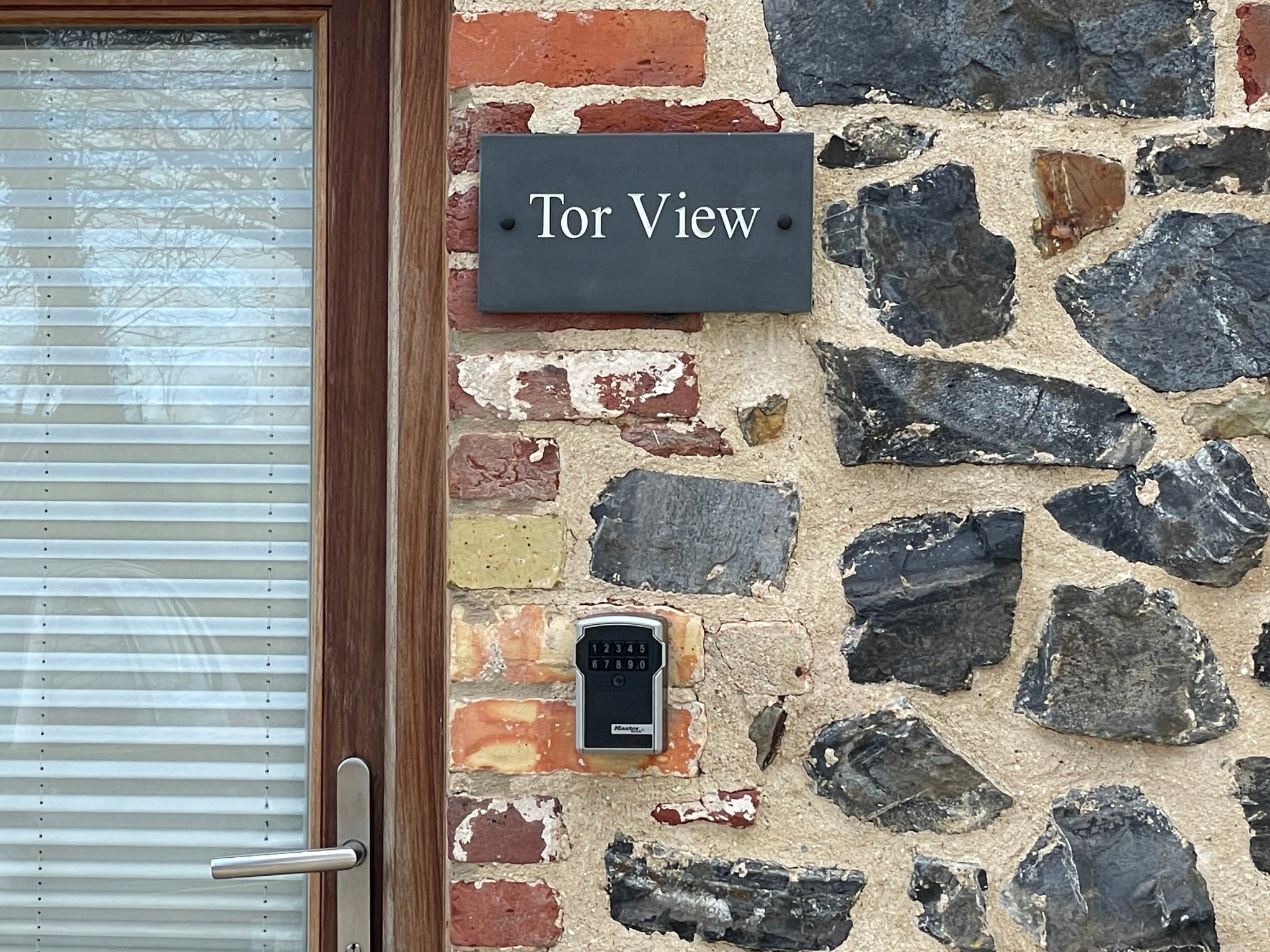 Tor View 3 nights + training